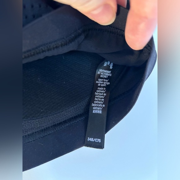 Black Light Weight Victoria’s Secret Sports Bra​ - Picture 5 of 5